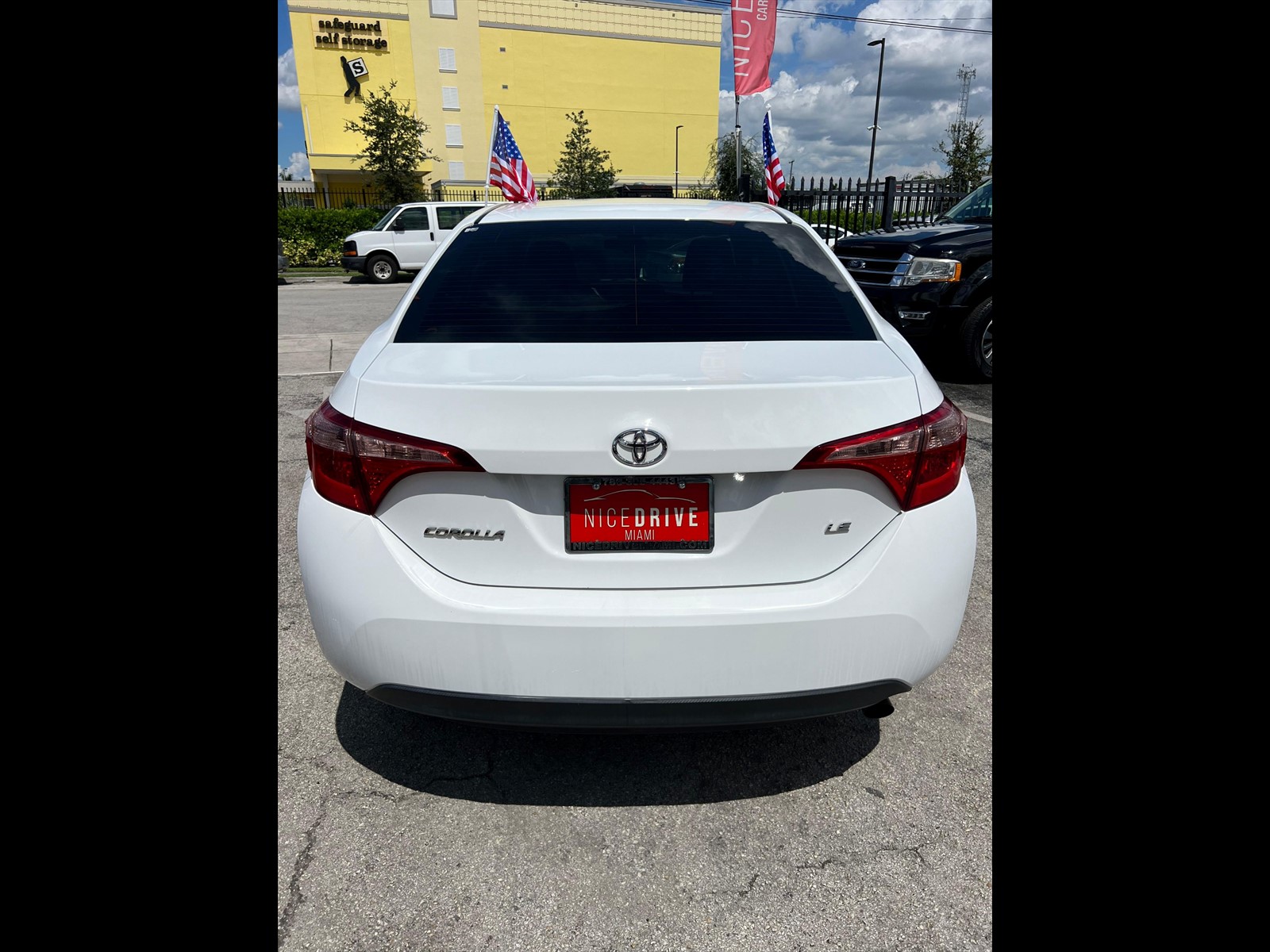 2018 TOYOTA Corolla in miami, FL