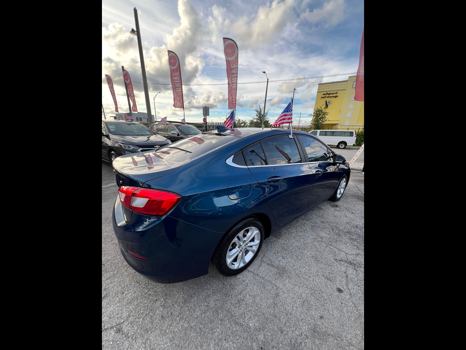 2017 Chevrolet Cruze in miami, FL