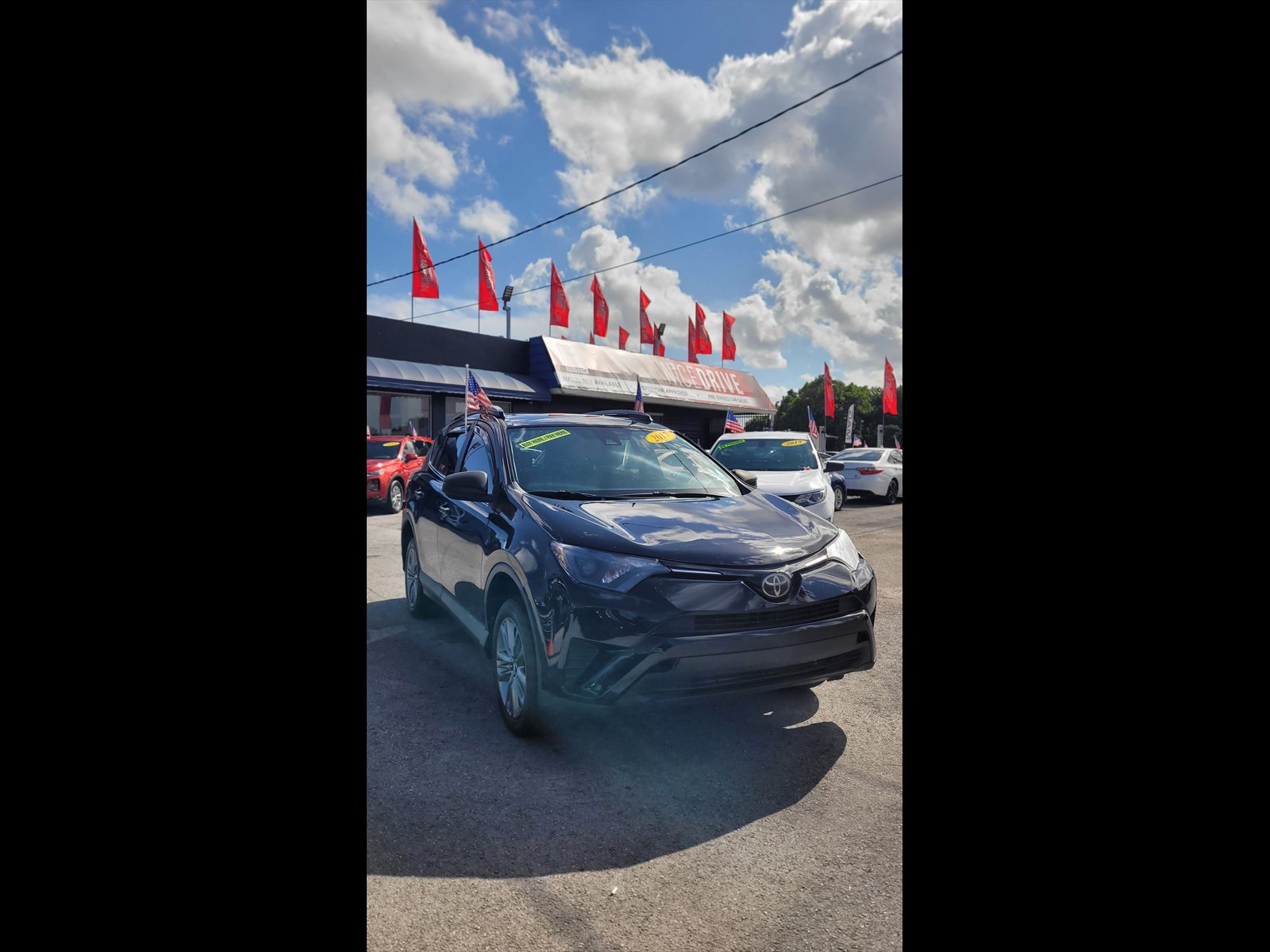2017 TOYOTA RAV4 in Miami, FL