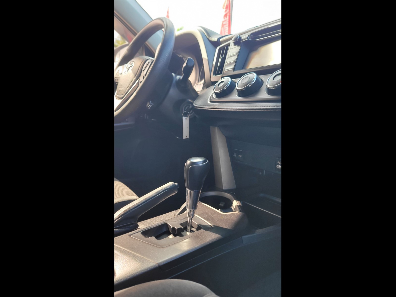 2017 TOYOTA RAV4 in Miami, FL