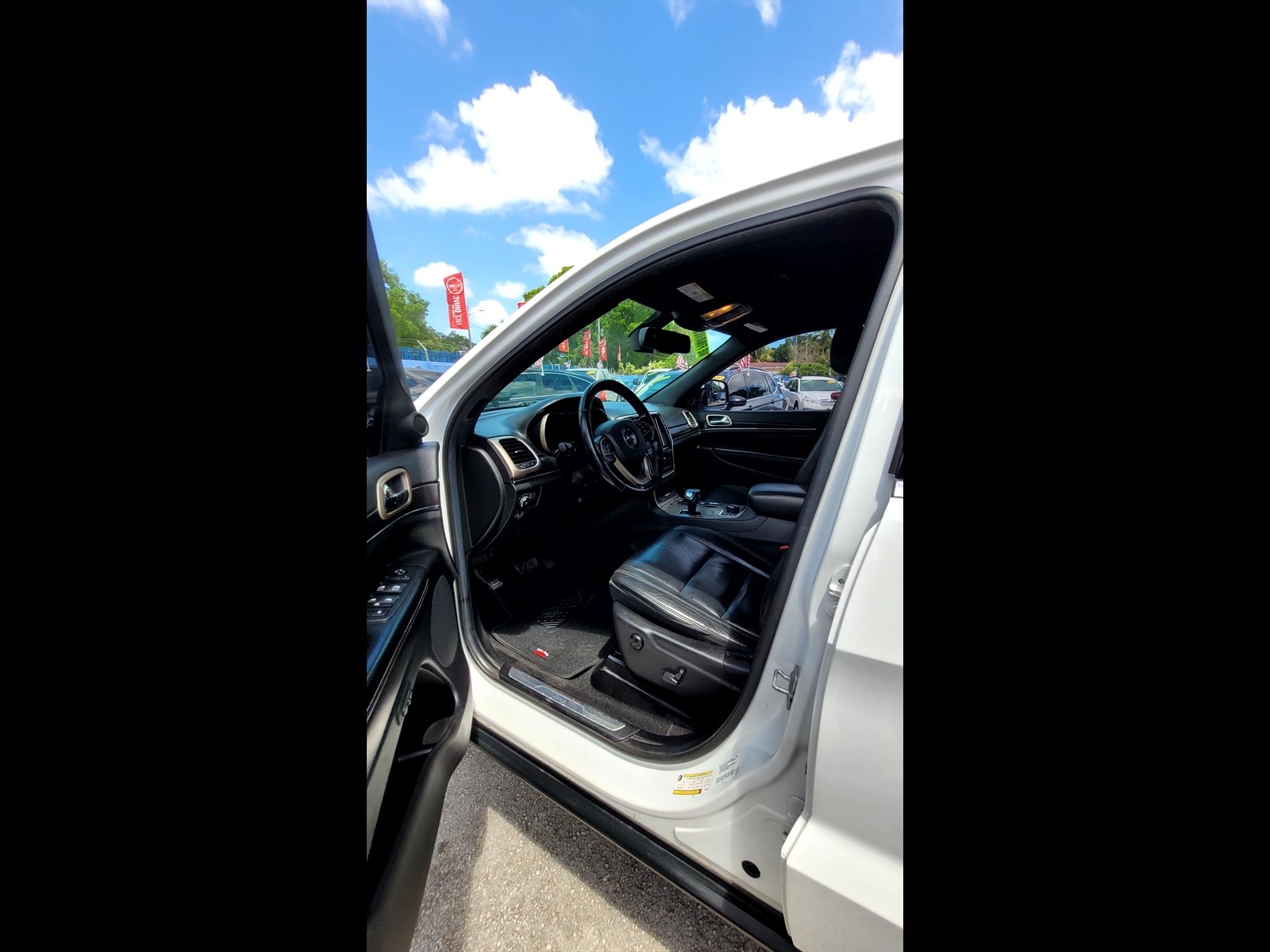 2014 JEEP Grand Cherokee in Miami, FL