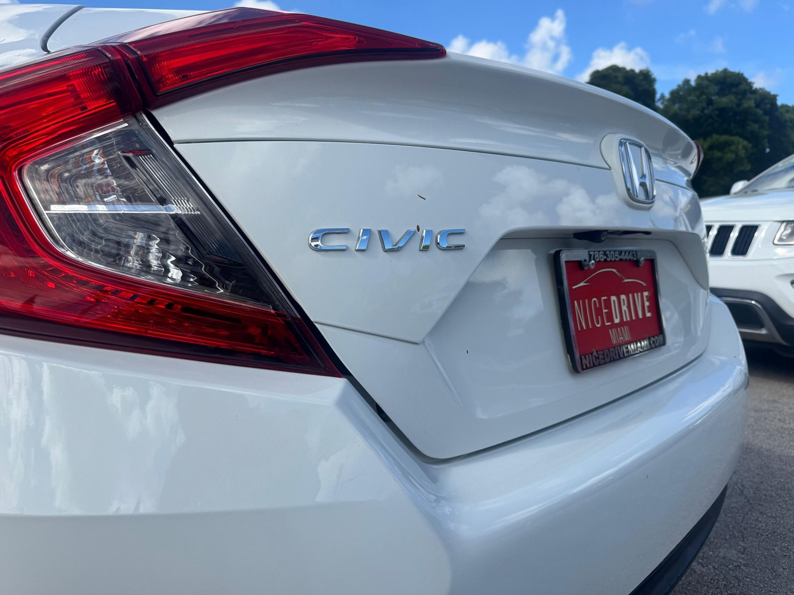 2018 HONDA Civic in Miami, FL