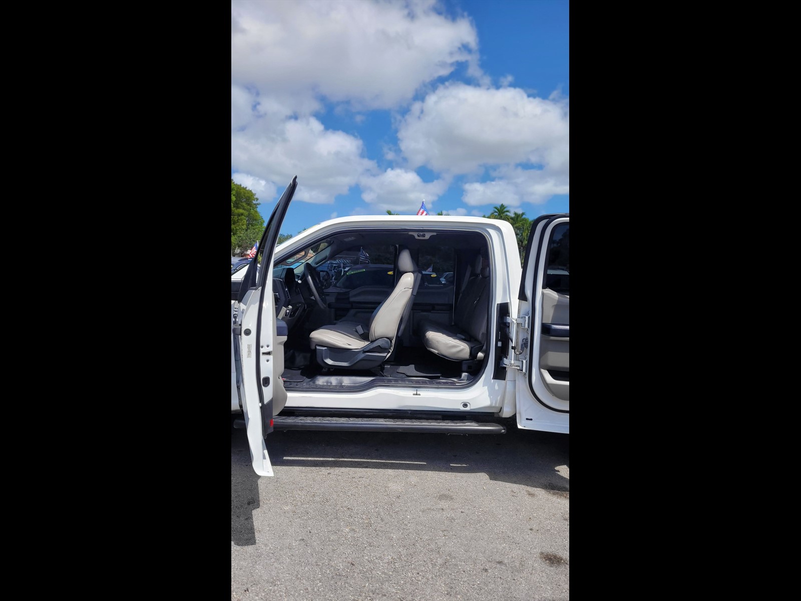 2016 FORD F-150 in Miami, FL
