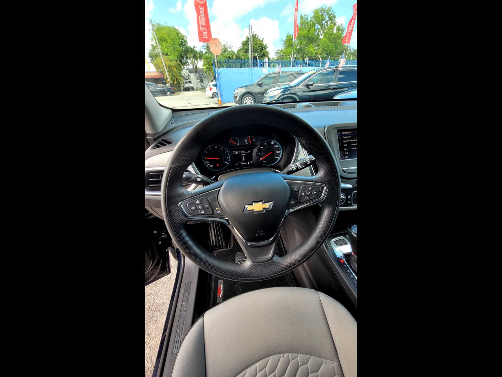 2020 CHEVROLET Equinox in Miami, FL