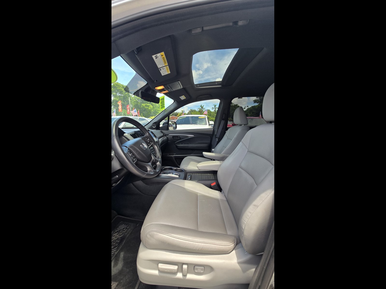 2023 HONDA Passport in Miami, FL