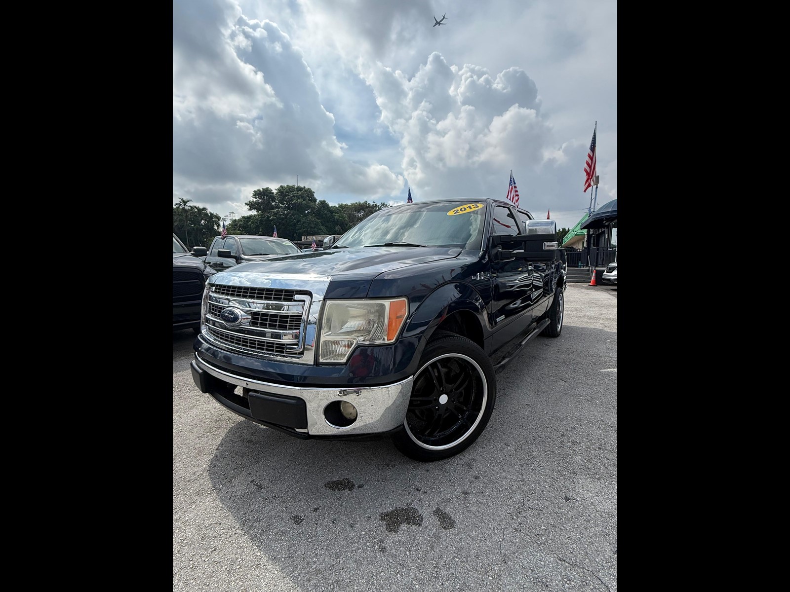 2013 FORD F-150 in Miami, FL