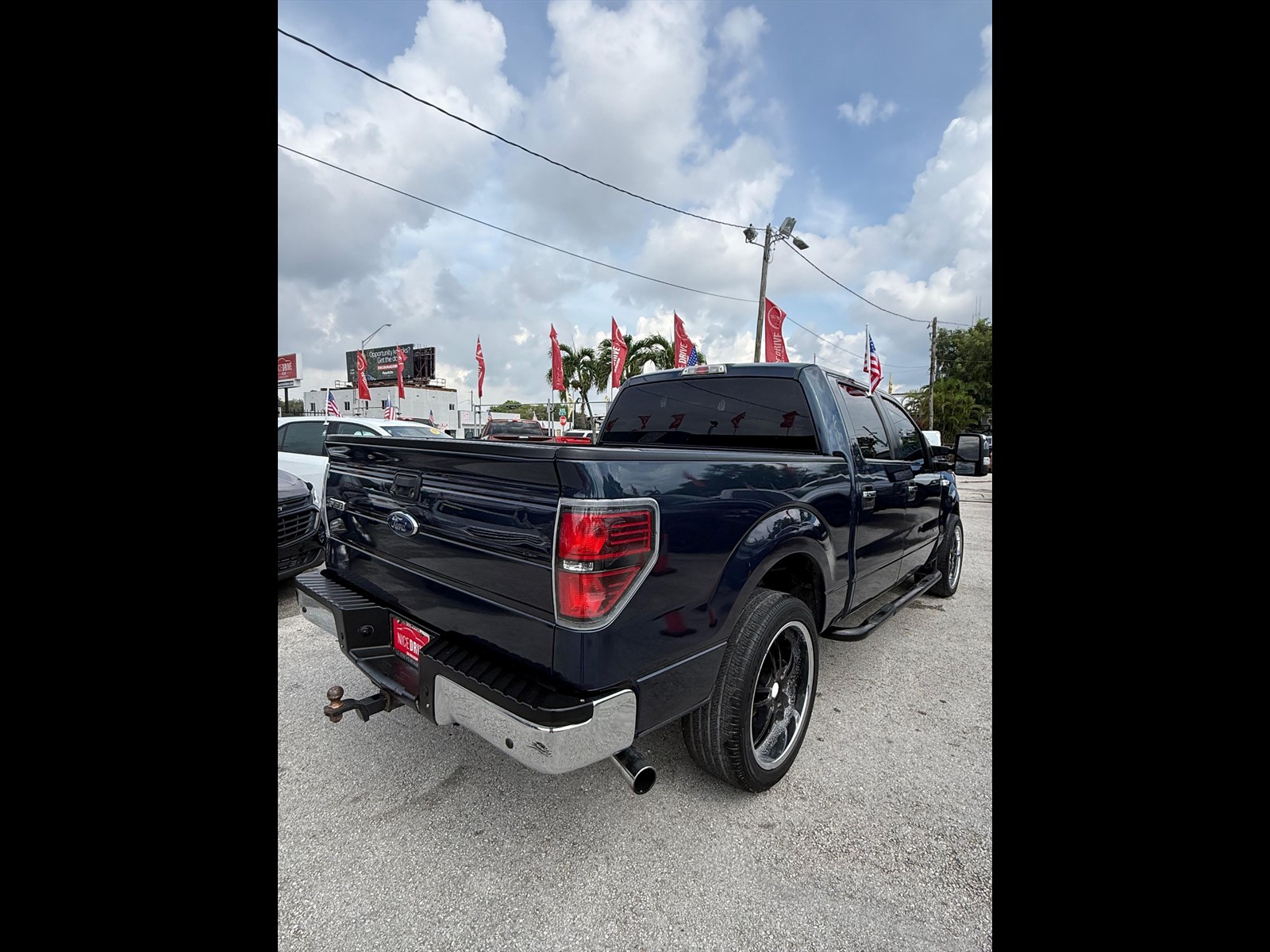 2013 FORD F-150 in Miami, FL