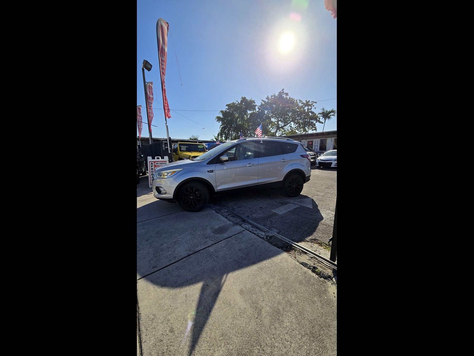 2017 FORD Escape in Miami, FL