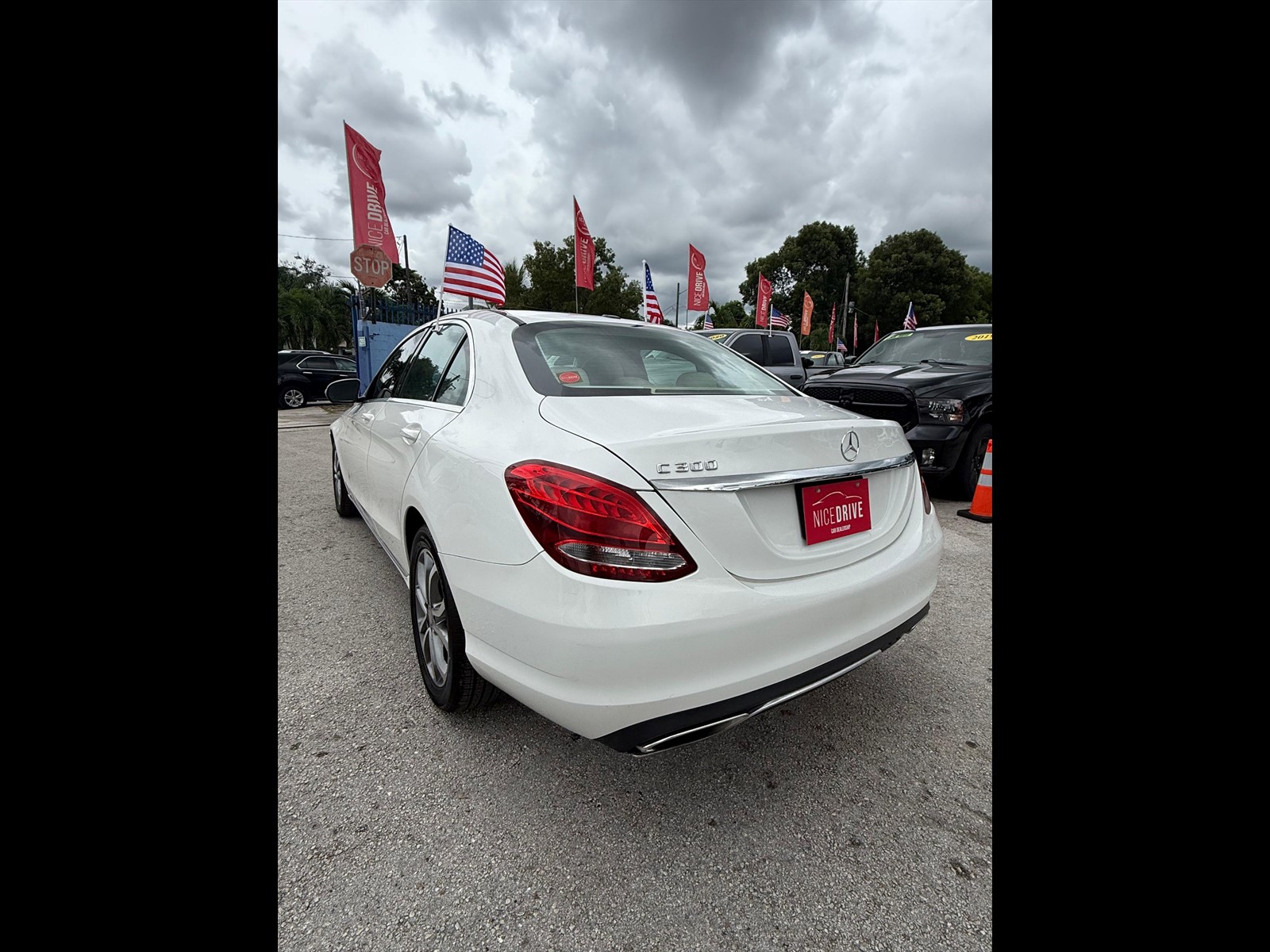 2015 MERCEDES-BENZ C-Class in Miami, FL