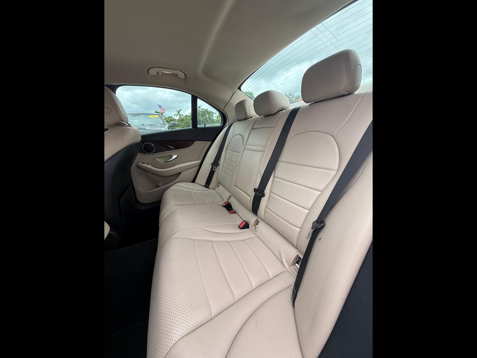 2015 MERCEDES-BENZ C-Class in Miami, FL