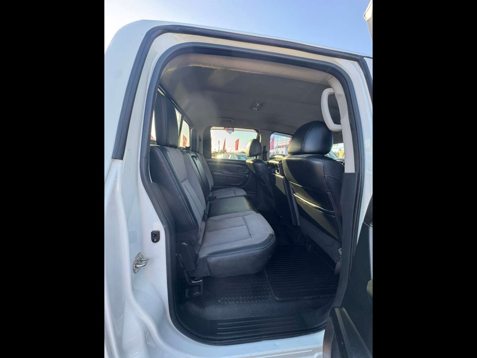 2017 NISSAN Titan in Miami, FL