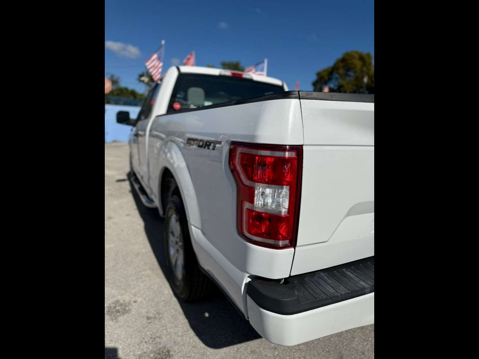 2019 FORD F-150 in Miami, FL