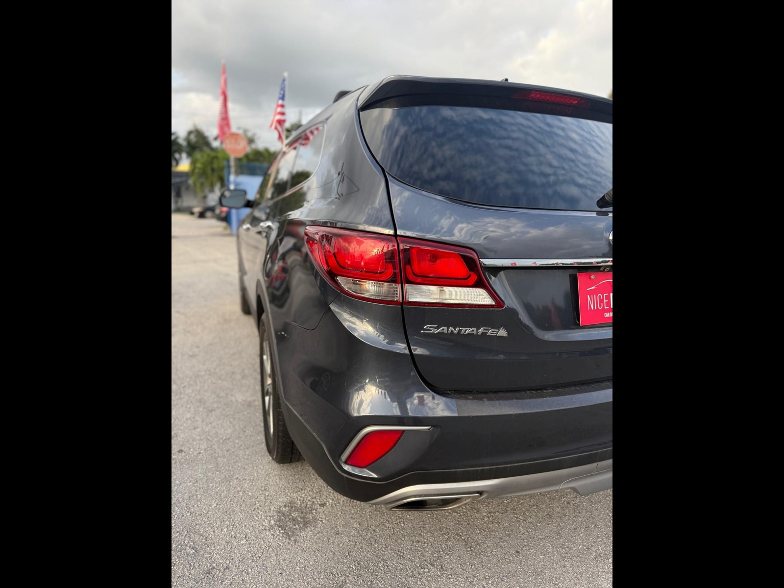 2018 HYUNDAI Santa Fe in Miami, FL
