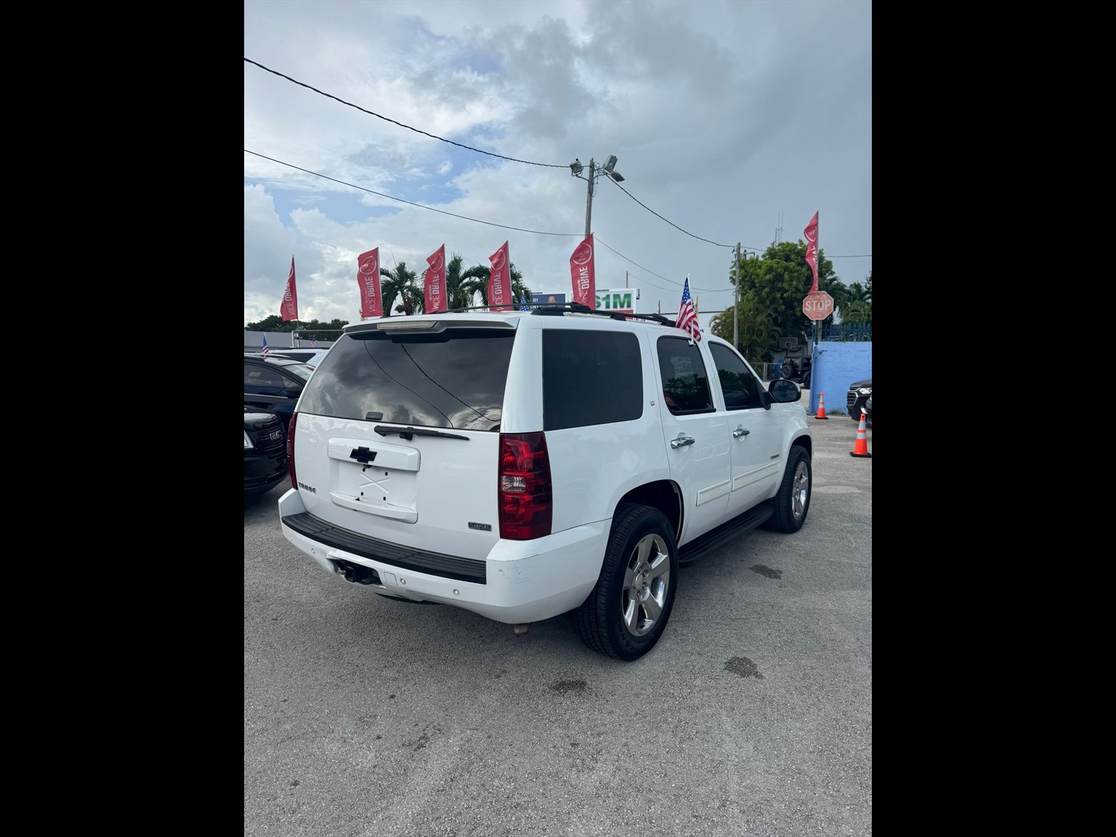 2009 Chevrolet TAHOE in Miami, FL