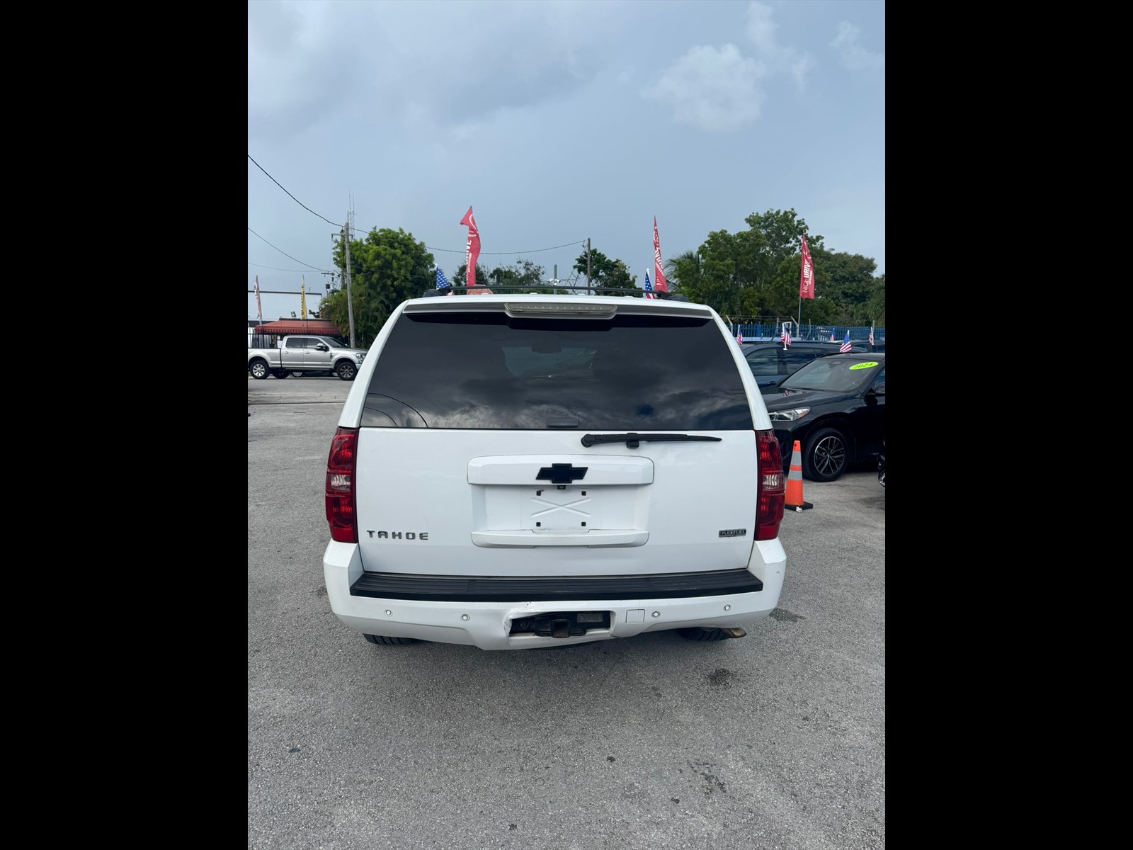 2009 Chevrolet TAHOE in Miami, FL
