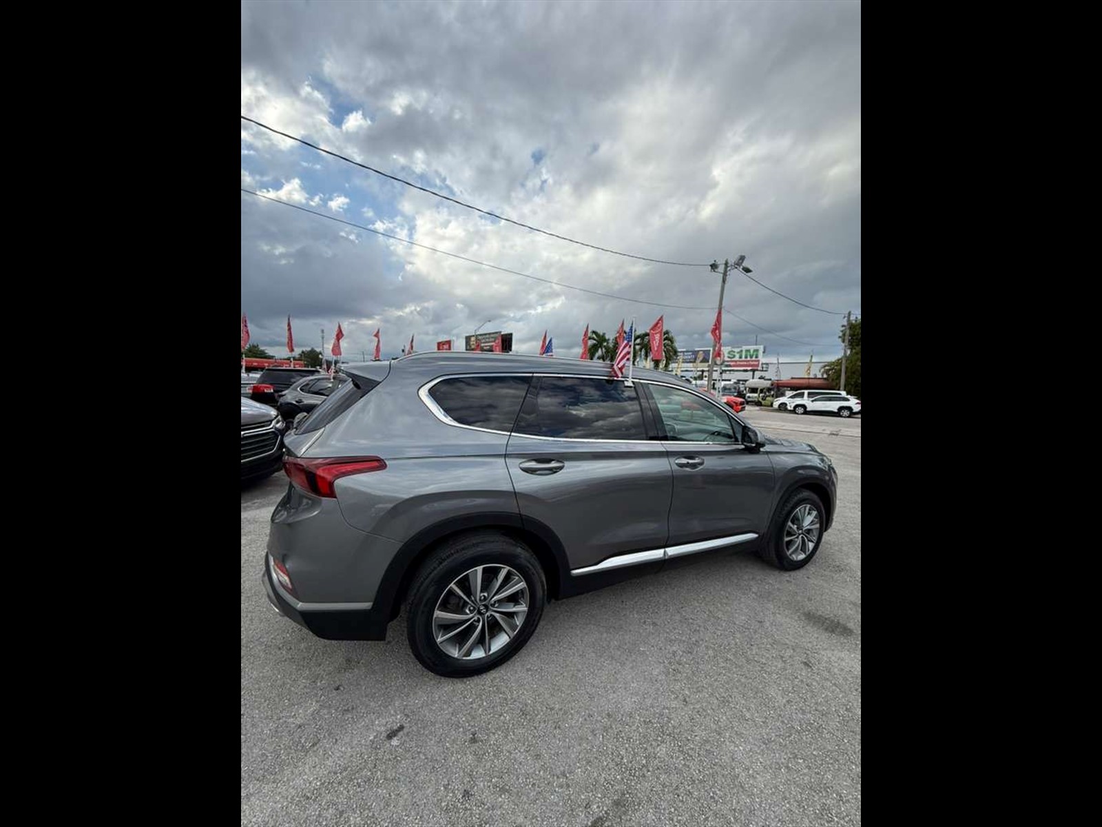 2019 HYUNDAI Santa Fe in Miami, FL