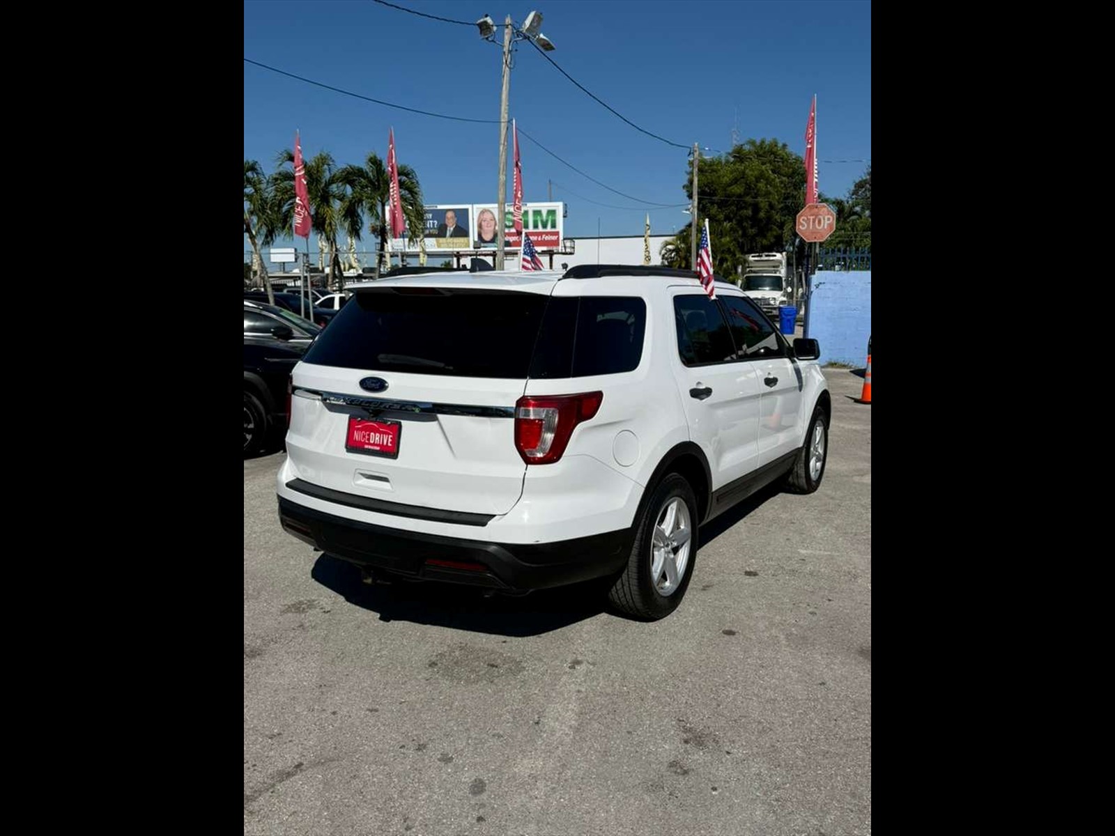 2018 FORD Explorer in Miami, FL