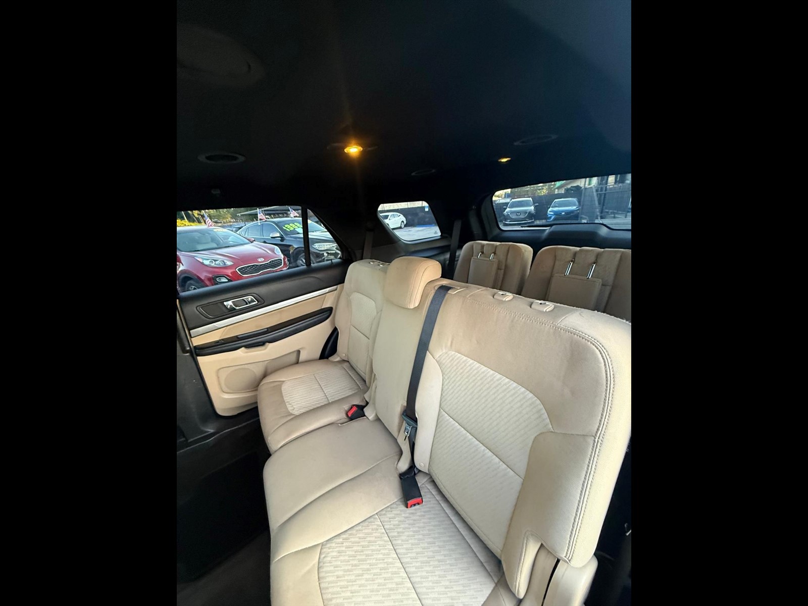 2016 FORD Explorer in Miami, FL