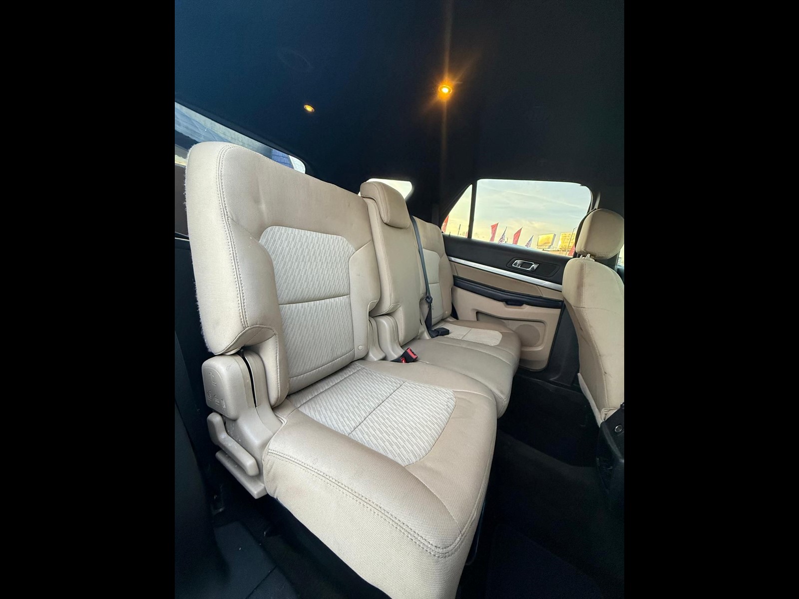 2016 FORD Explorer in Miami, FL