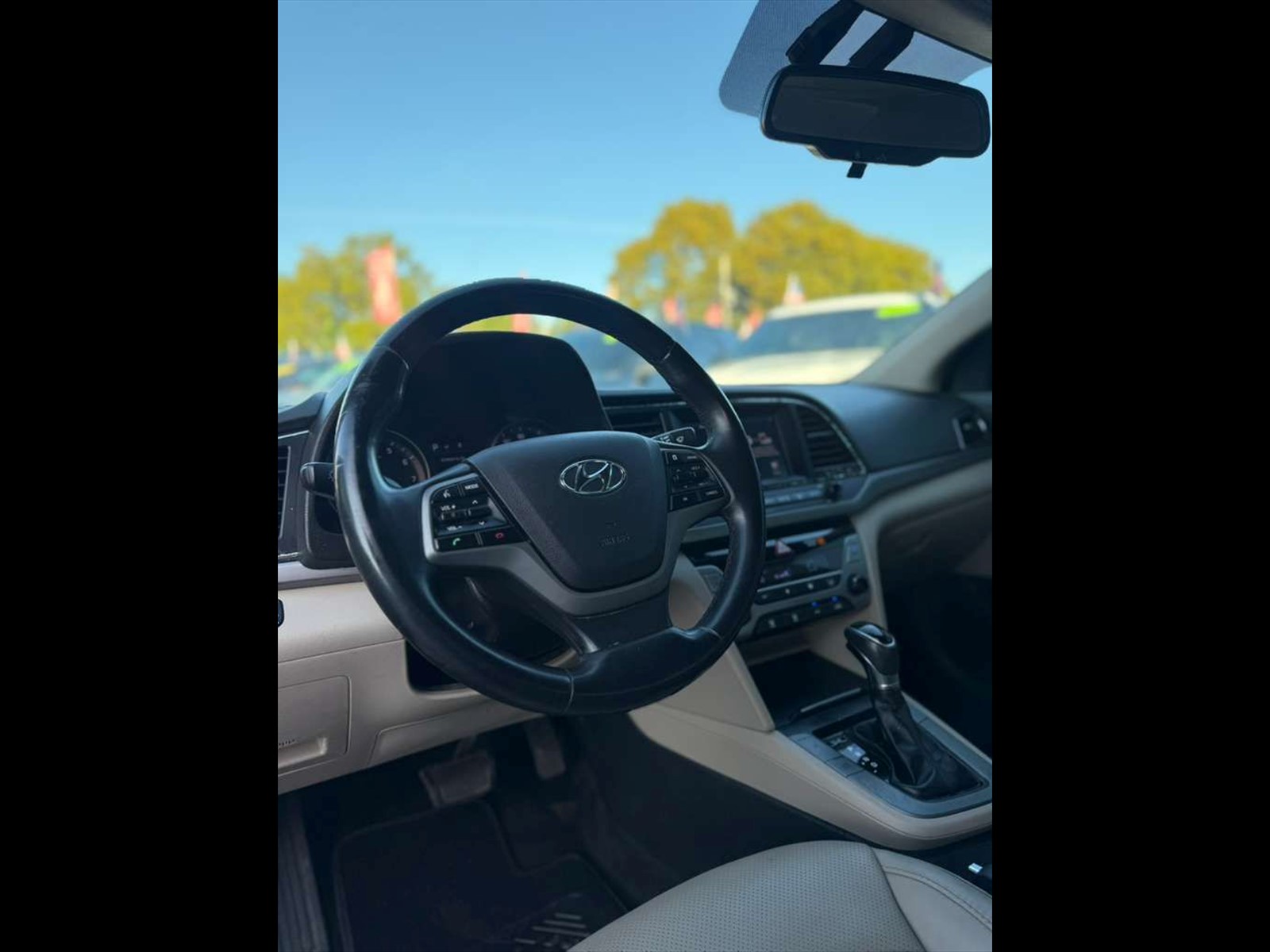 2017 HYUNDAI Elantra in Miami, FL