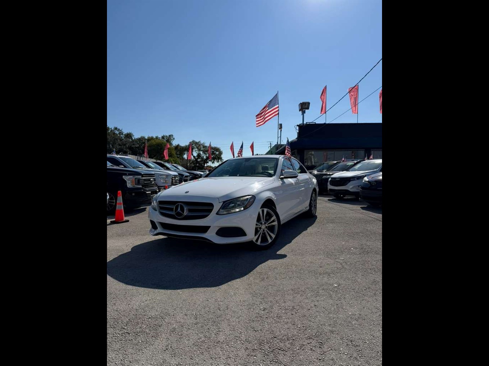 2015 MERCEDES-BENZ C-Class in Miami, FL