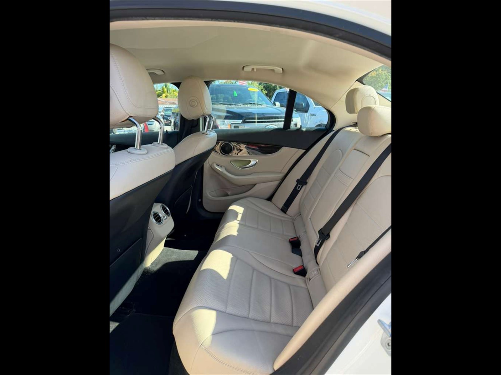 2015 MERCEDES-BENZ C-Class in Miami, FL