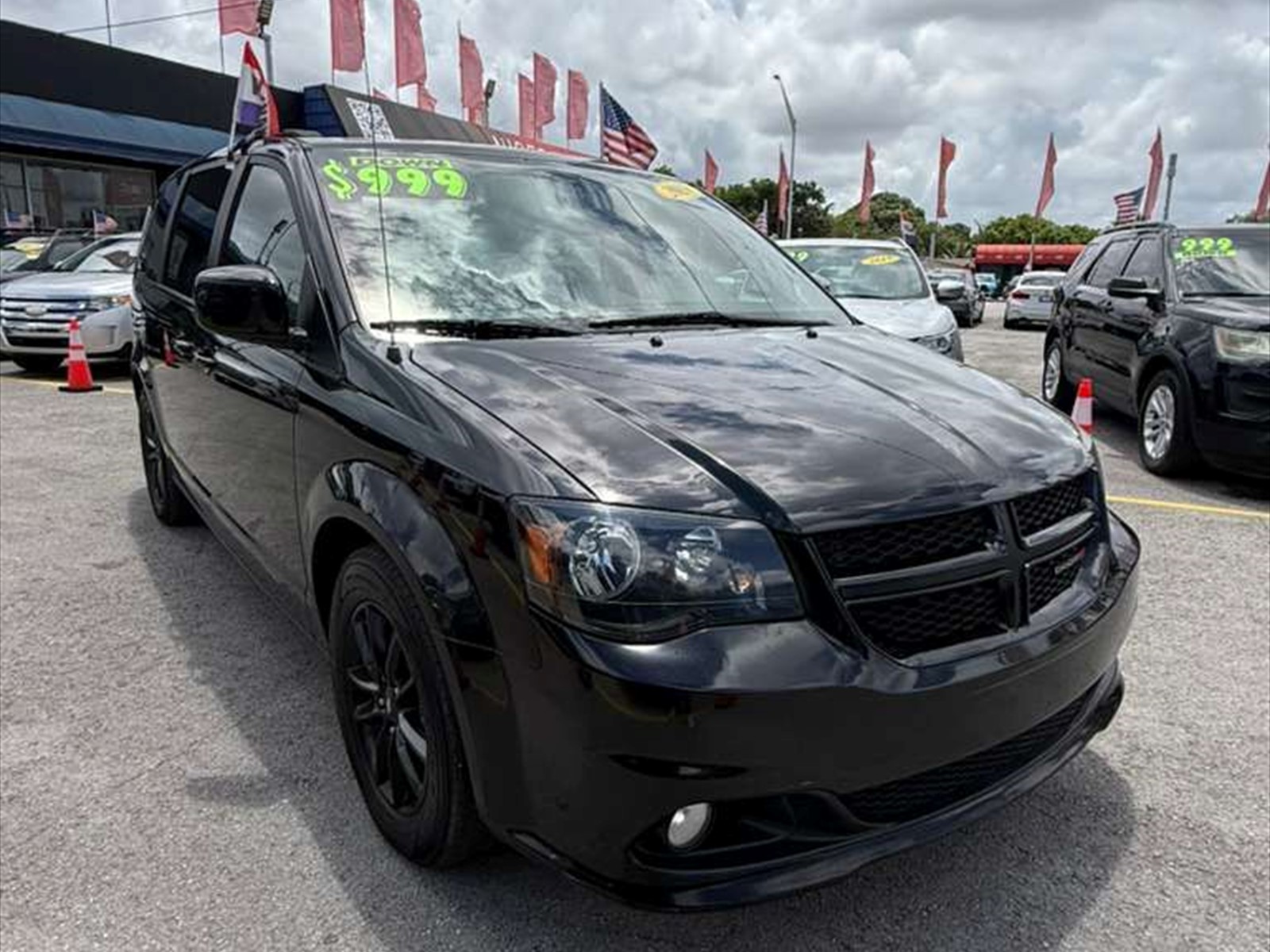 2019 DODGE Grand Caravan in Miami, FL