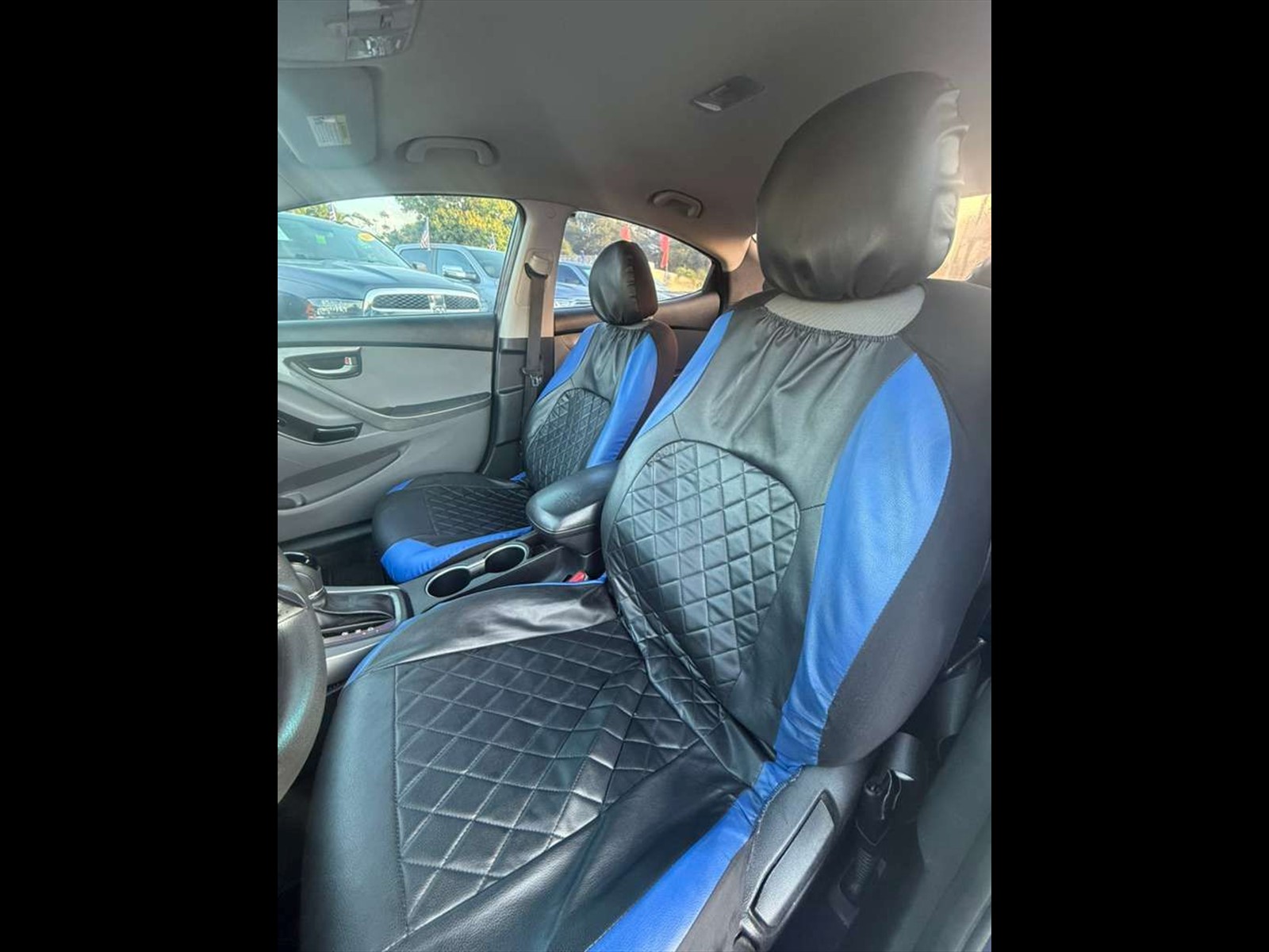 2016 HYUNDAI Elantra in Miami, FL