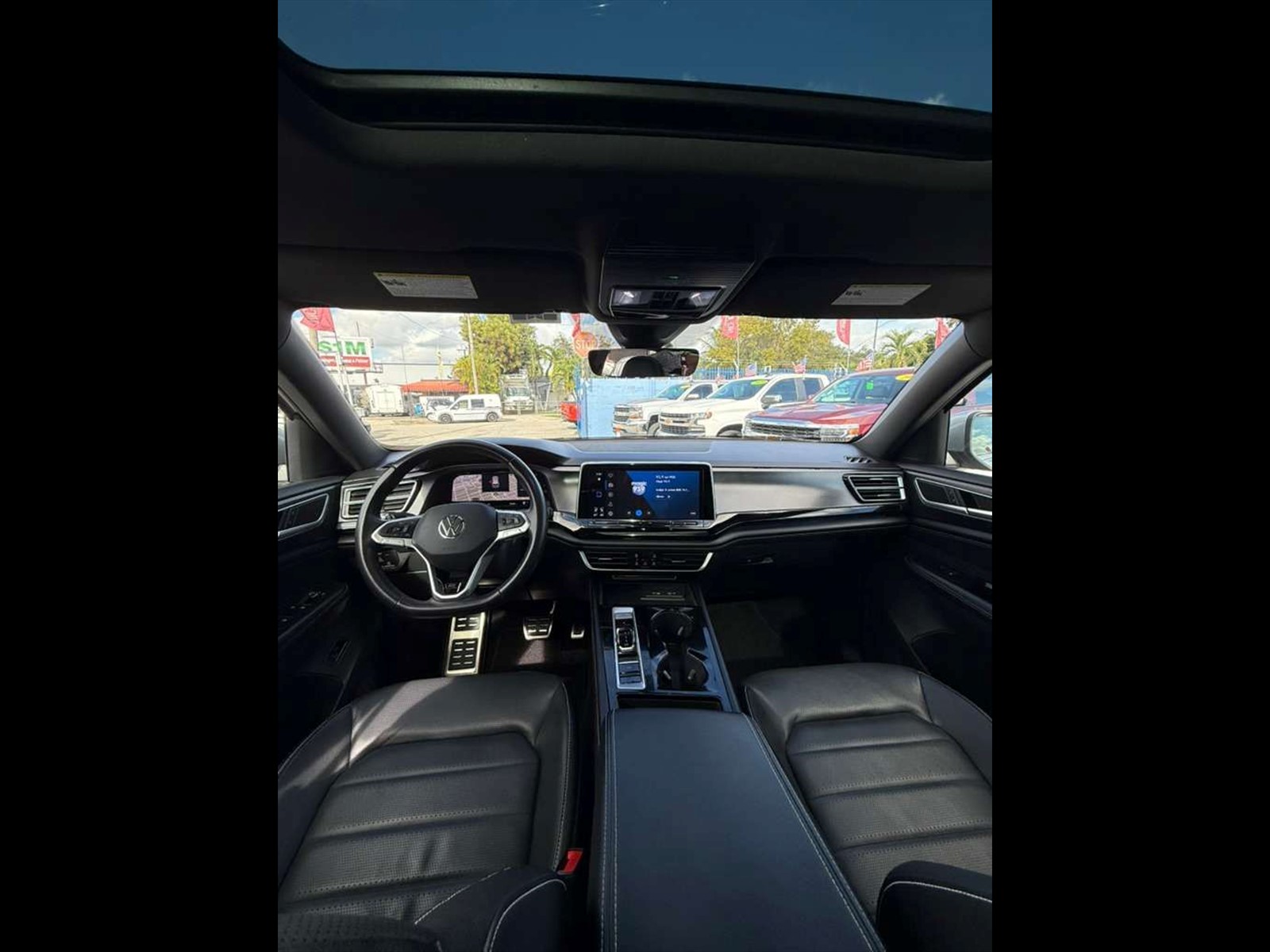 2024 VOLKSWAGEN Atlas Cross Sport in Miami, FL