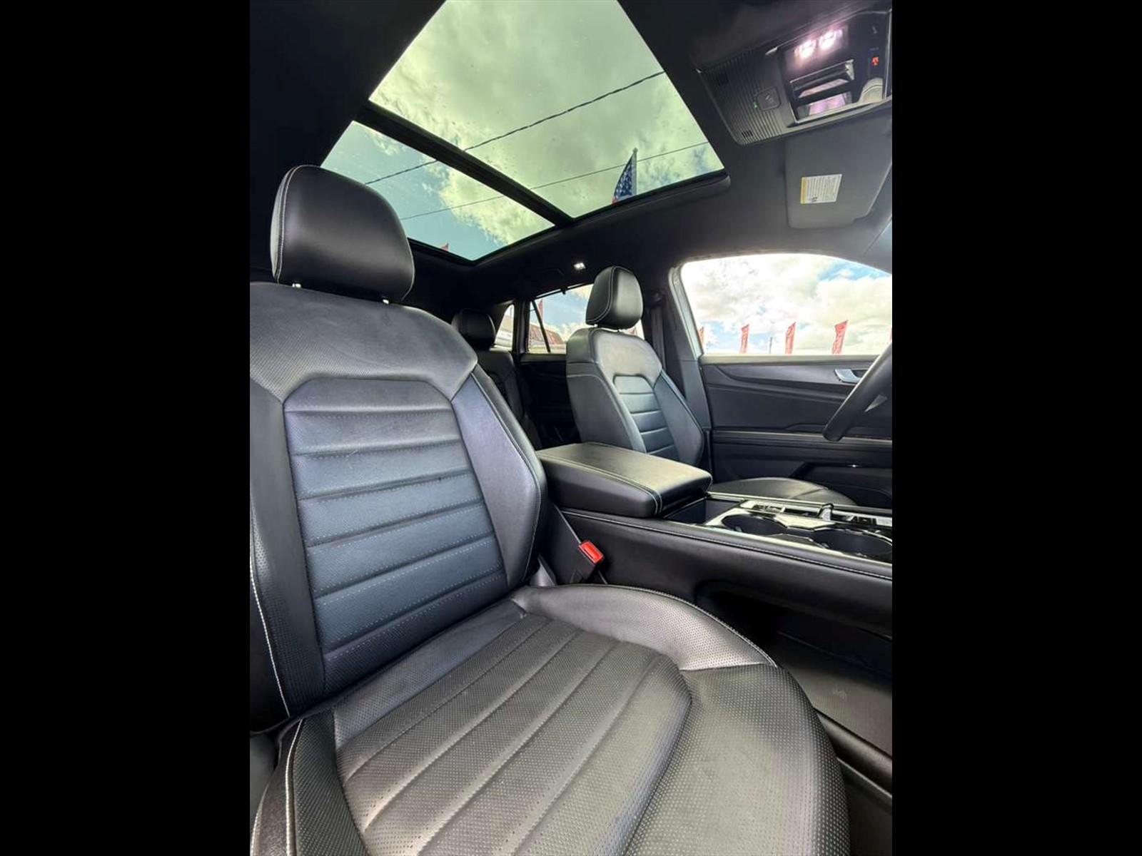 2024 VOLKSWAGEN Atlas Cross Sport in Miami, FL