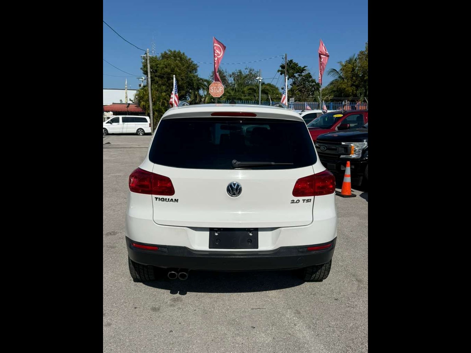 2014 VOLKSWAGEN Tiguan in Miami, FL