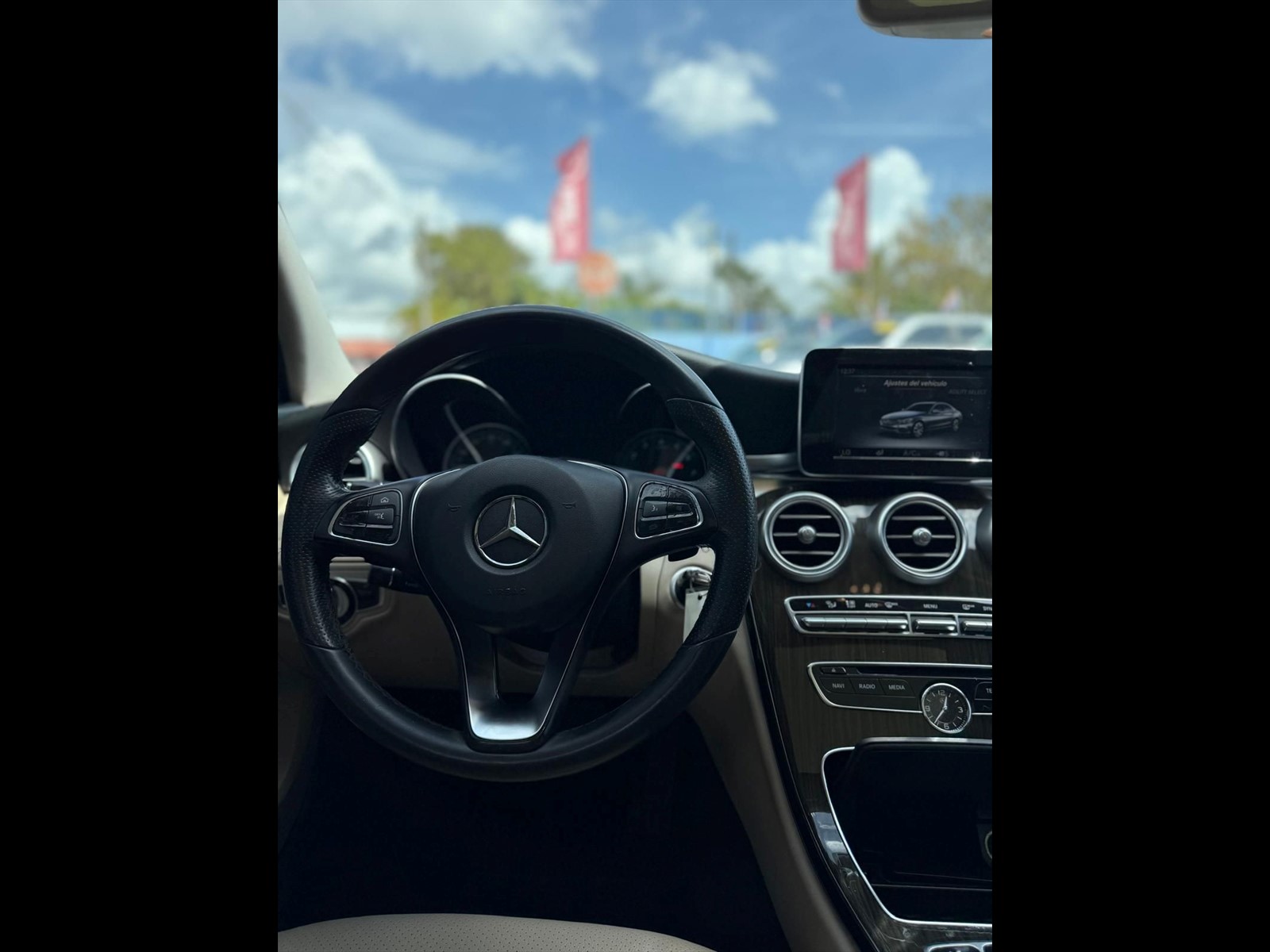 2015 MERCEDES-BENZ C-Class in Miami, FL