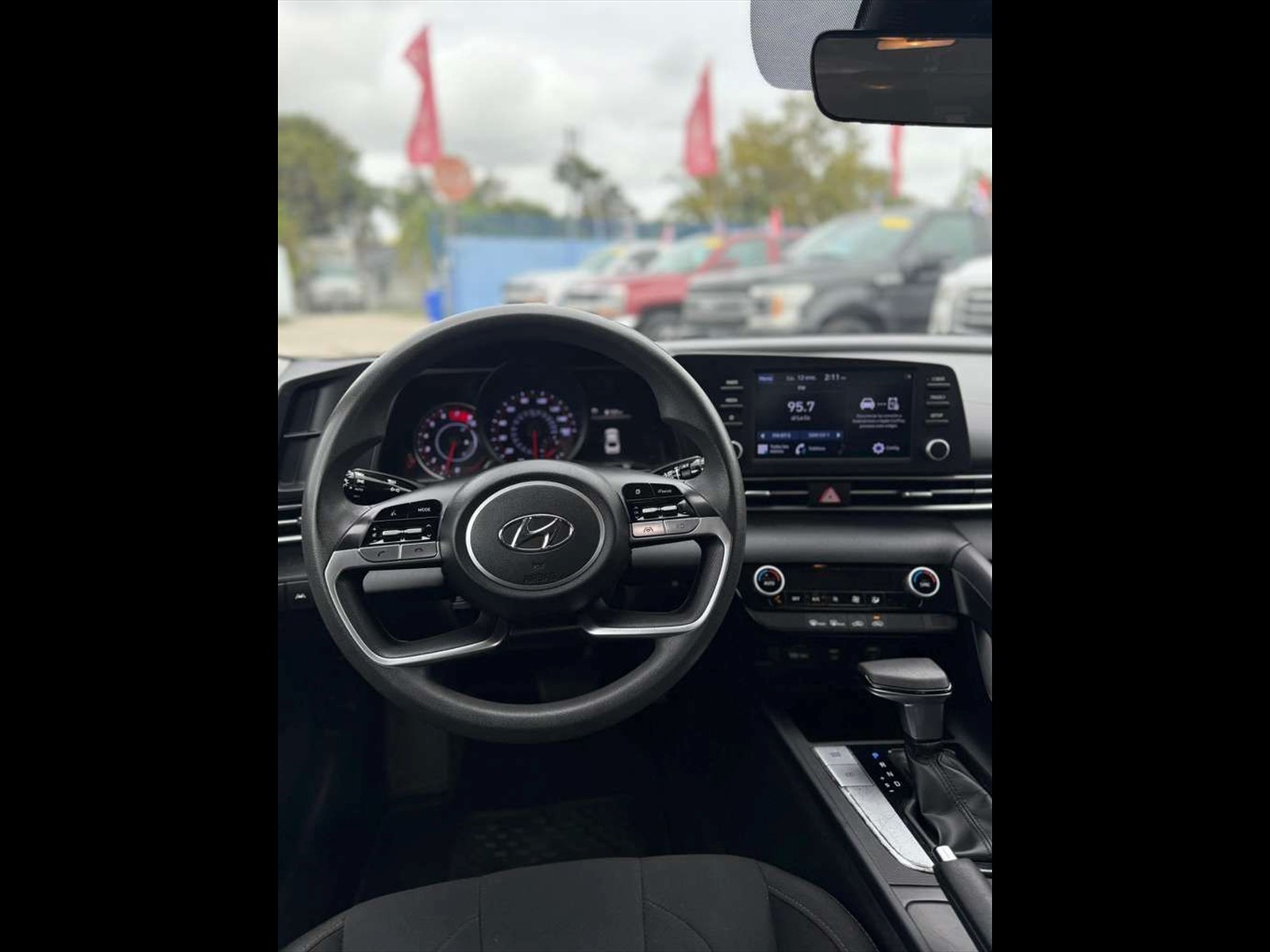 2021 HYUNDAI Elantra in Miami, FL