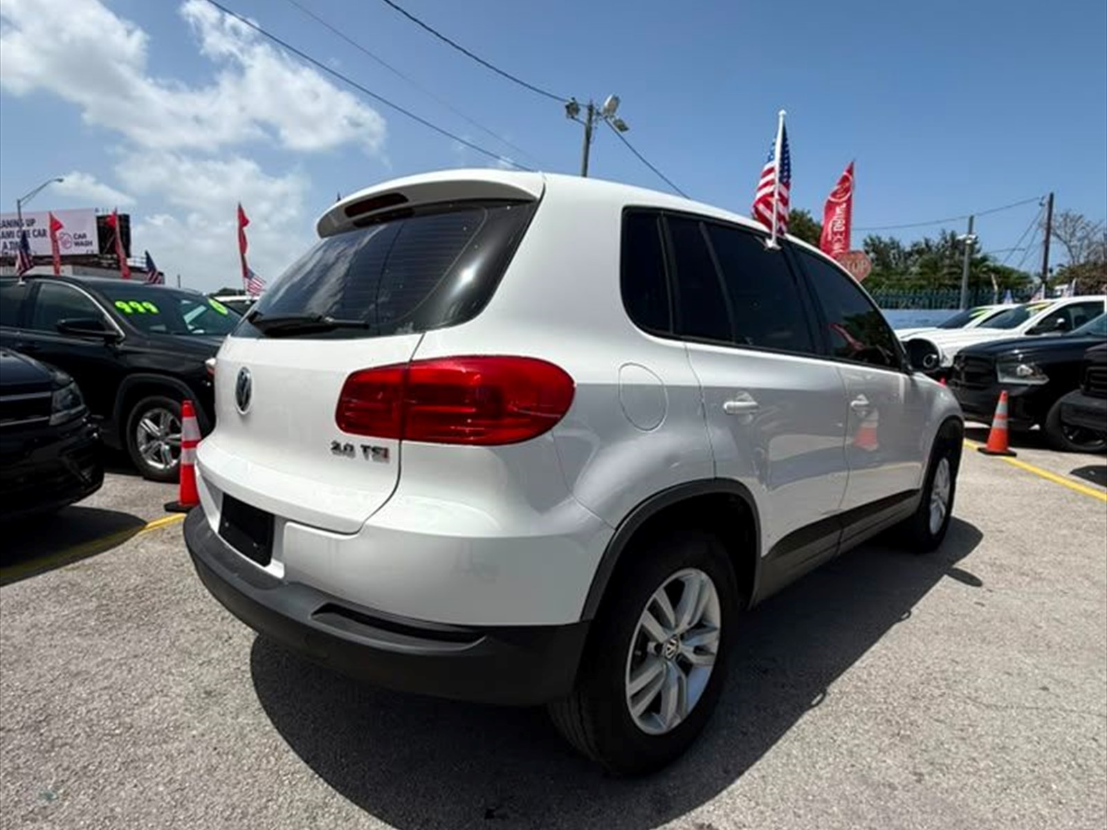 2013 VOLKSWAGEN Tiguan in Miami, FL