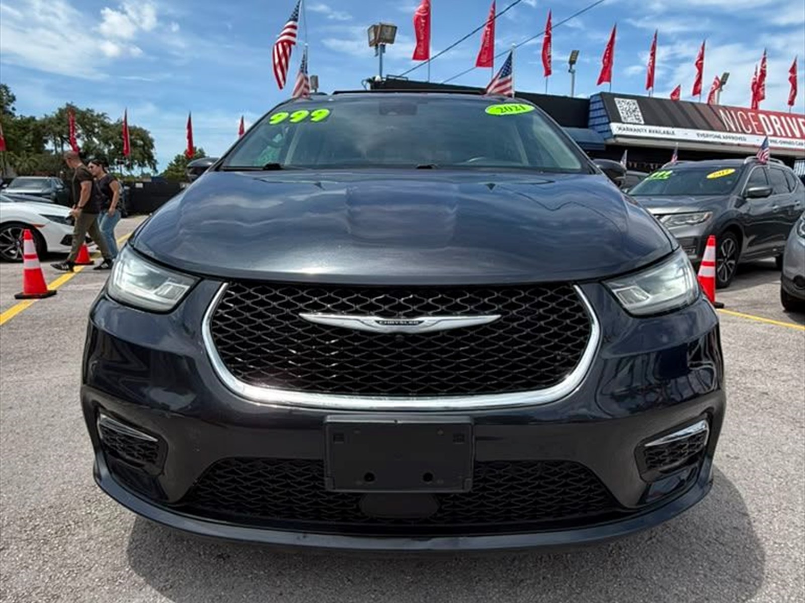 2021 CHRYSLER Pacifica in Miami, FL
