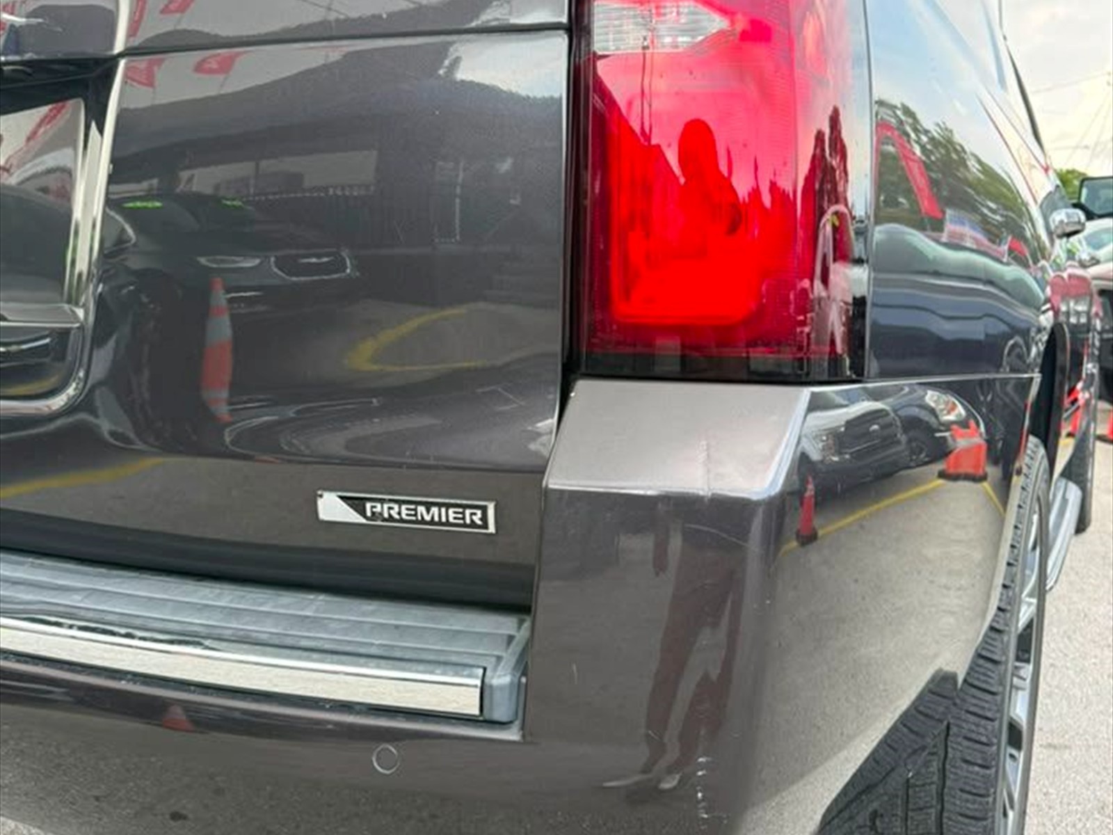 2018 CHEVROLET Suburban in Miami, FL