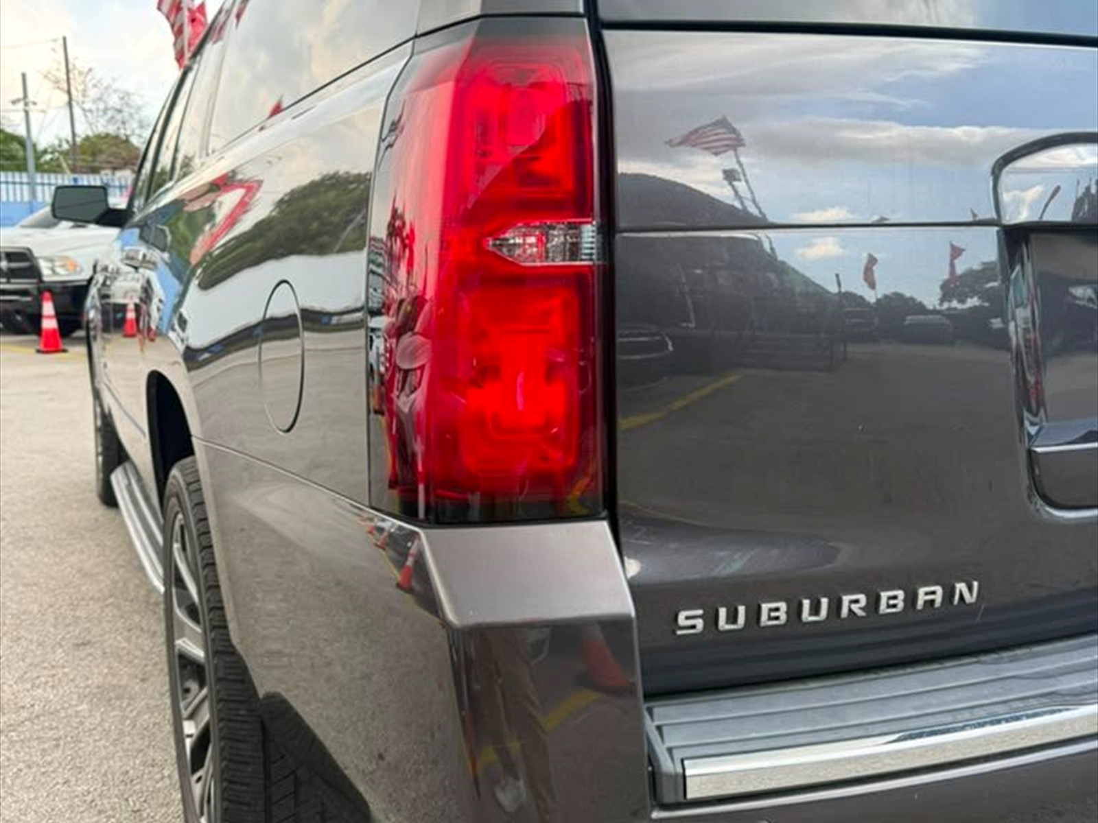 2018 CHEVROLET Suburban in Miami, FL