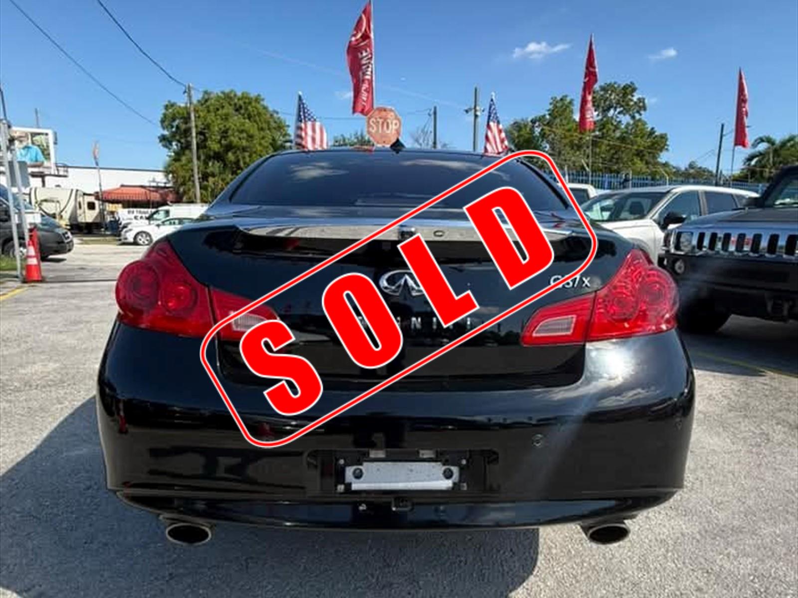 2011 INFINITI G37 in Miami, FL
