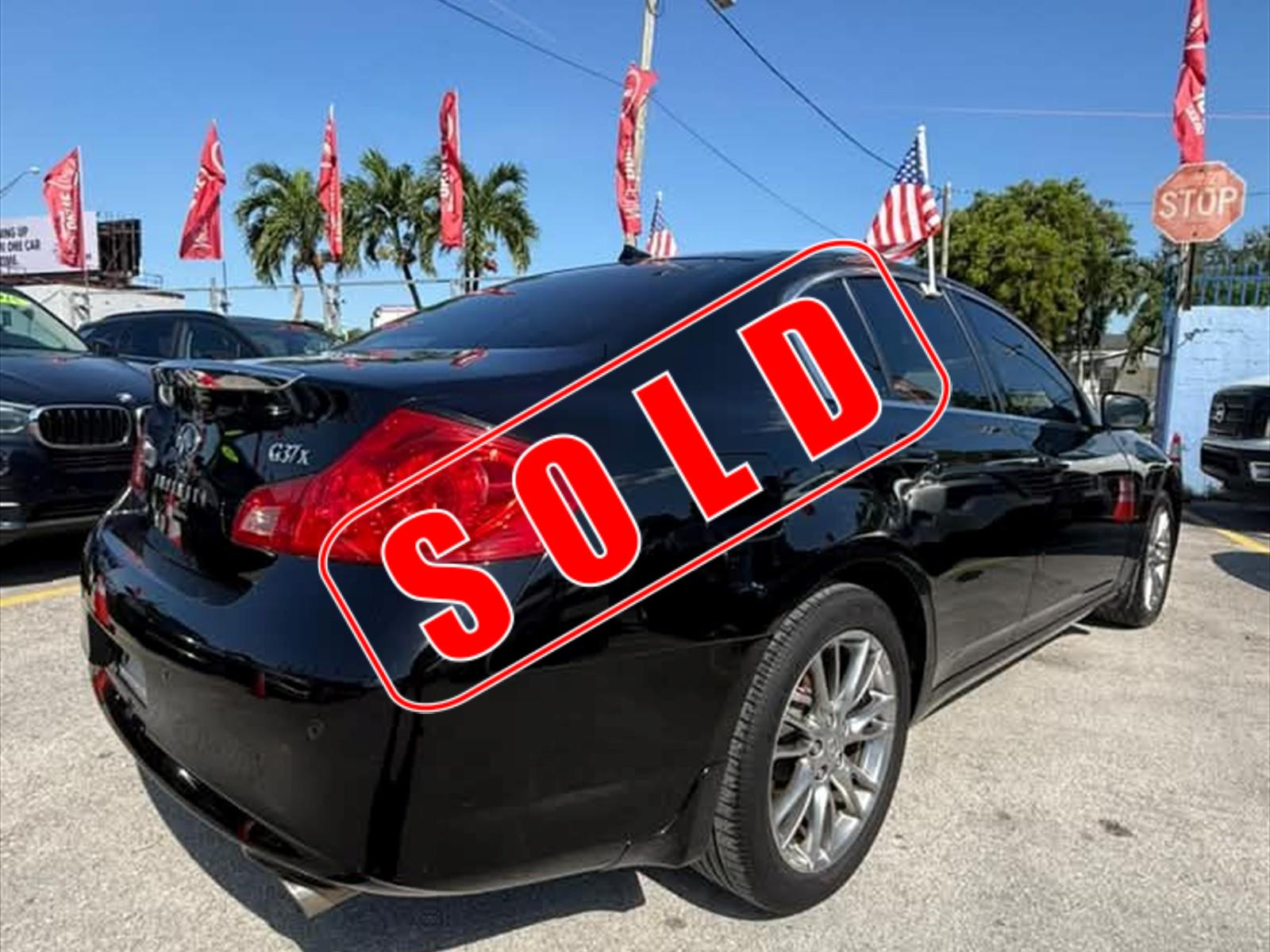 2011 INFINITI G37 in Miami, FL