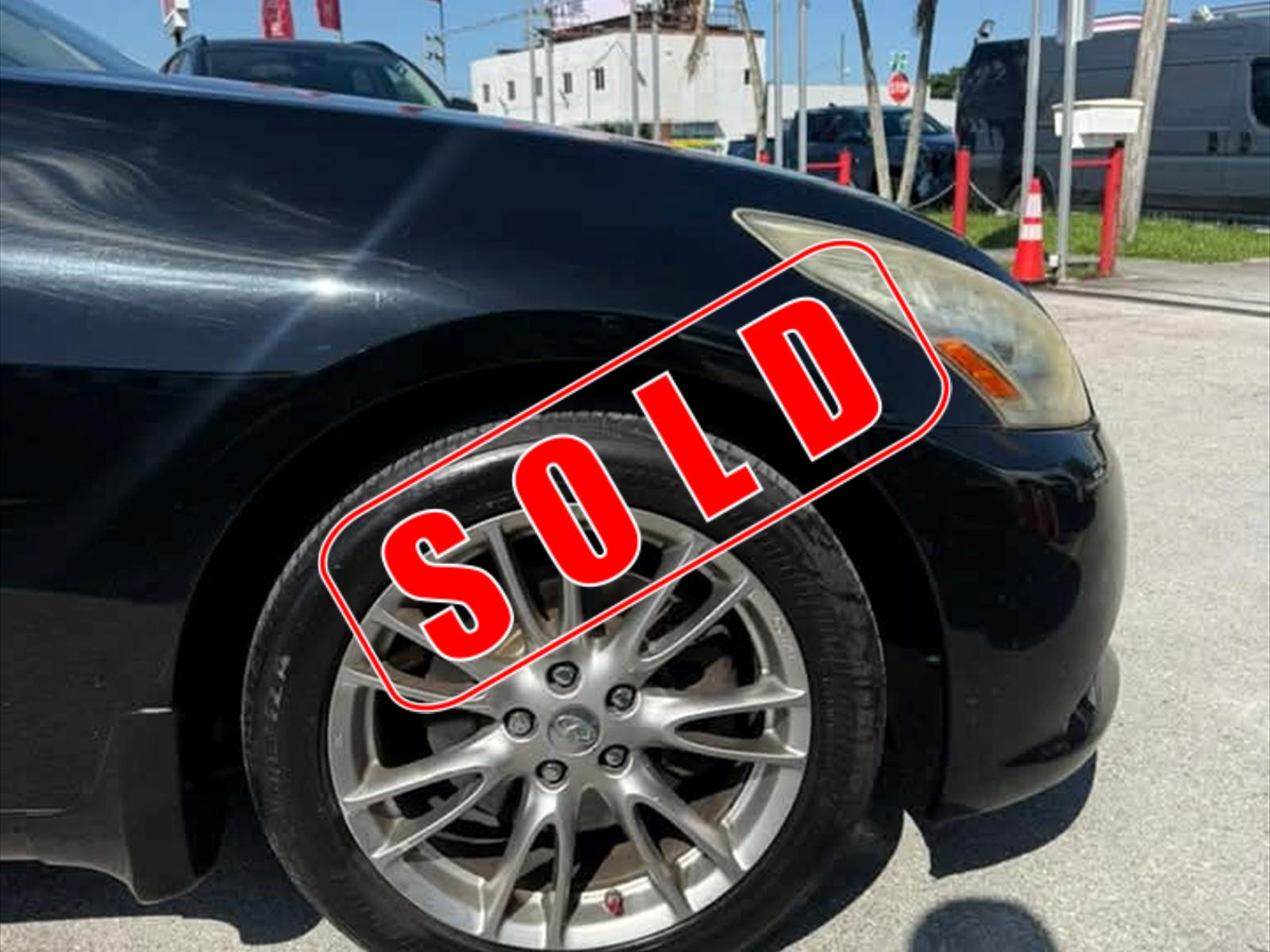 2011 INFINITI G37 in Miami, FL