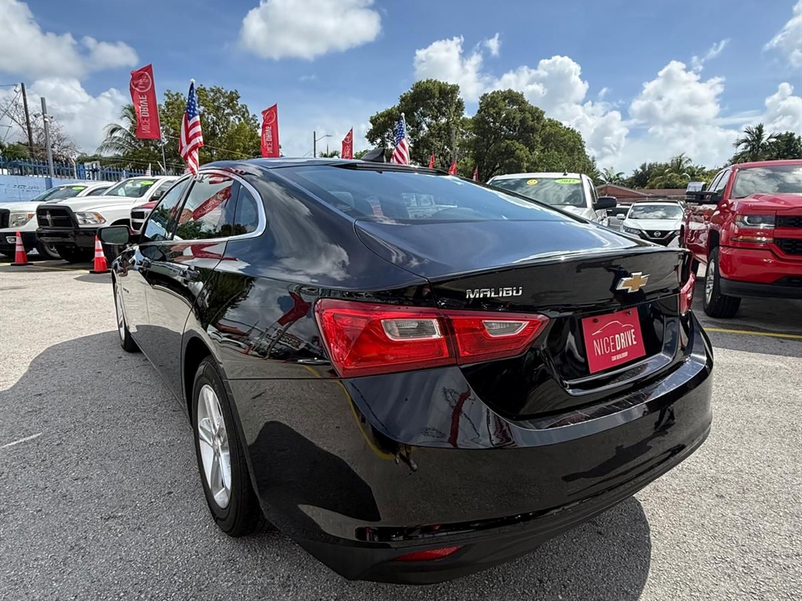 2024 CHEVROLET Malibu in Miami, FL