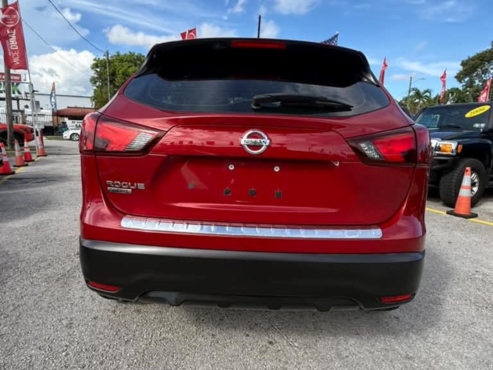 2018 NISSAN Rogue Sport in Miami, FL