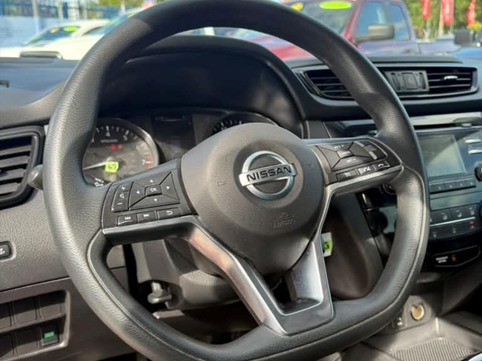 2018 NISSAN Rogue Sport in Miami, FL