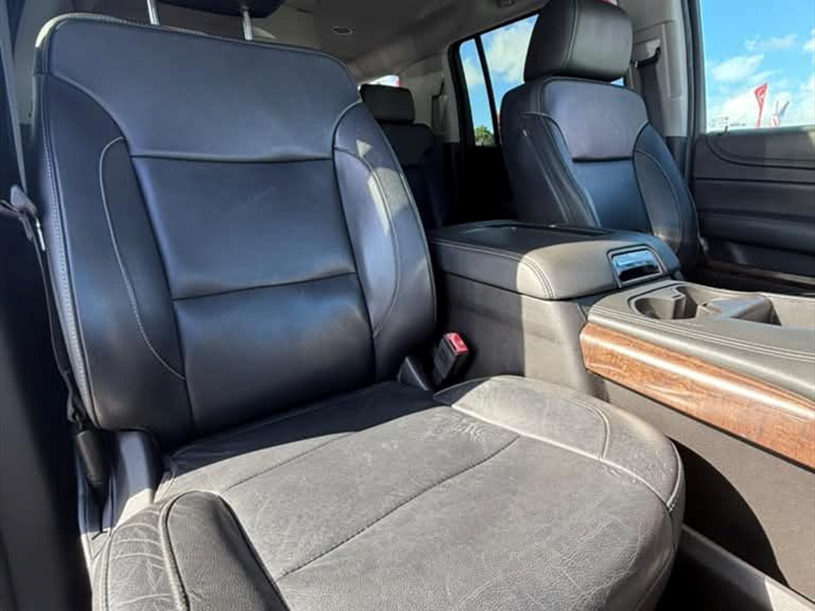2018 CHEVROLET Suburban in Miami, FL