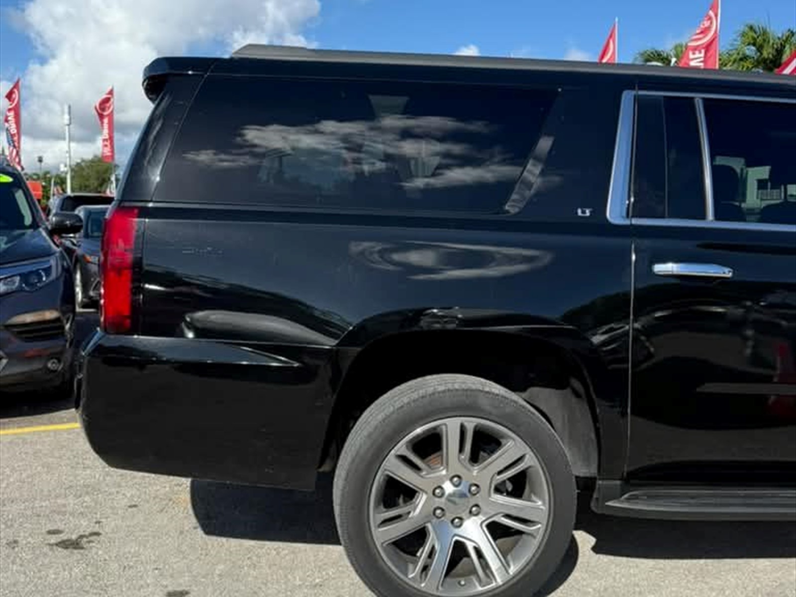 2018 CHEVROLET Suburban in Miami, FL