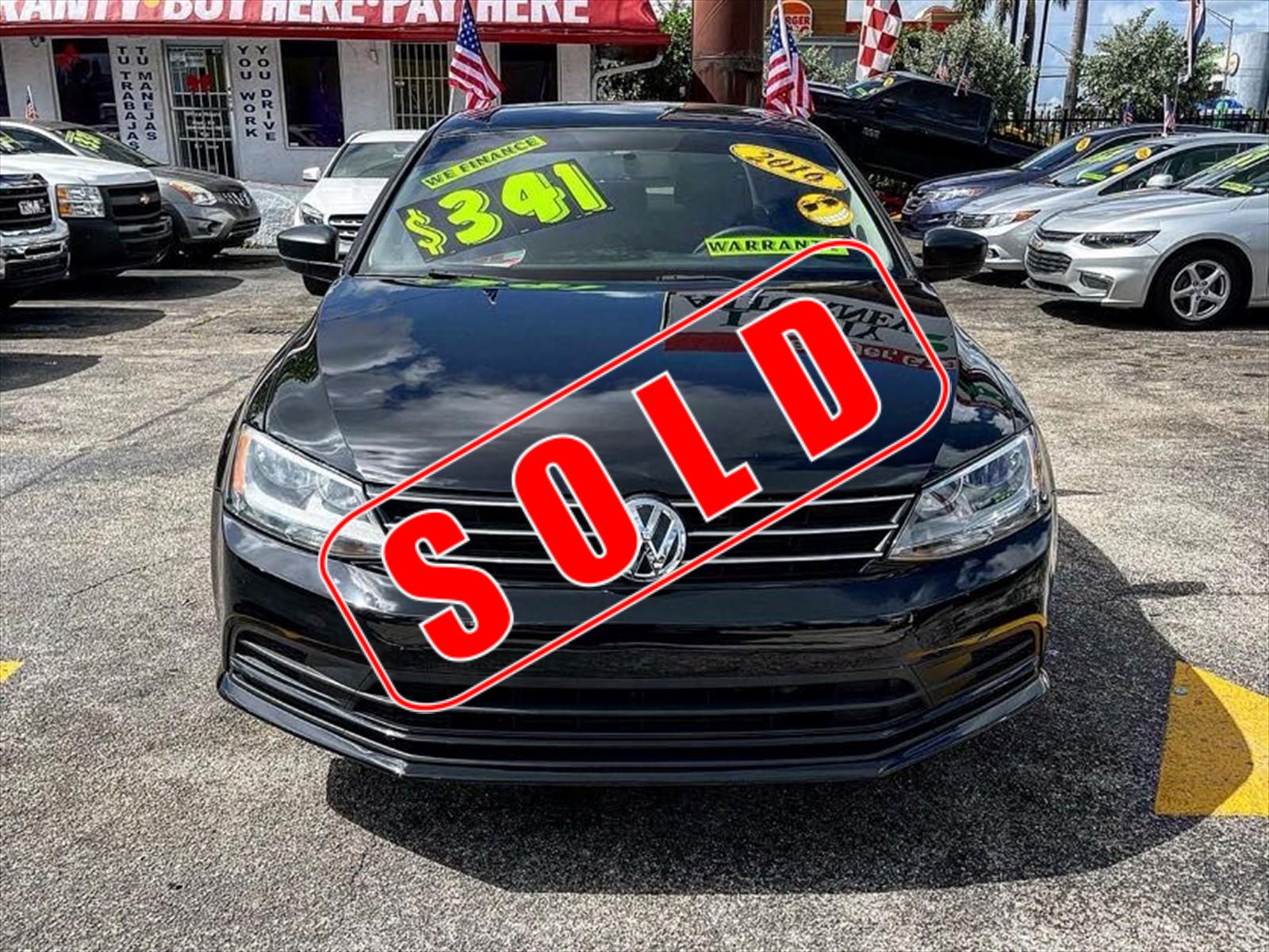 2016 Volkswagen Jetta in miami, FL