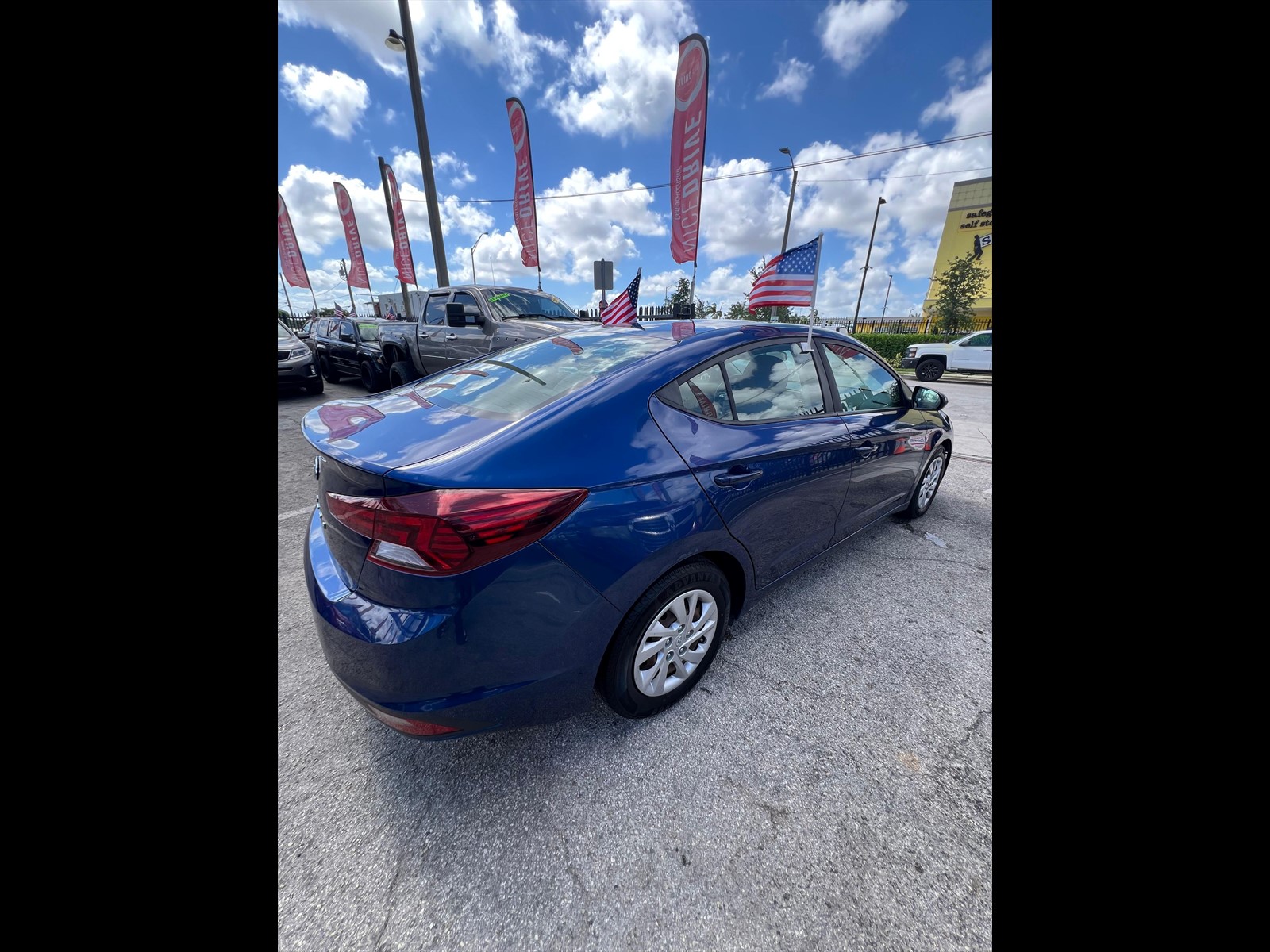 2019 HYUNDAI Elantra in miami, FL