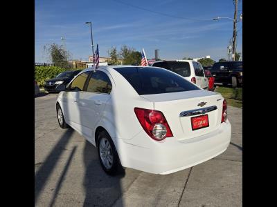 2016 Chevrolet Sonic in miami, FL