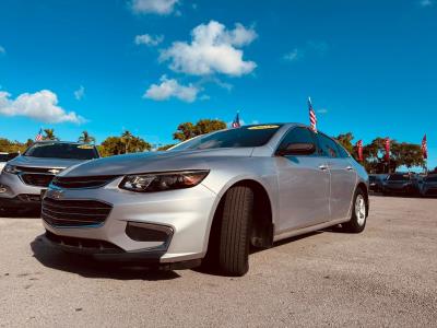 2018 Chevrolet Malibu in Miami, FL