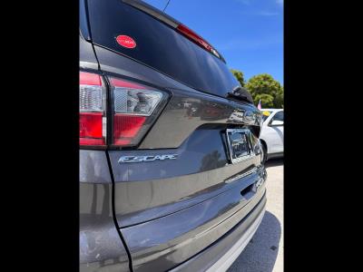2018 FORD Escape in Miami, FL